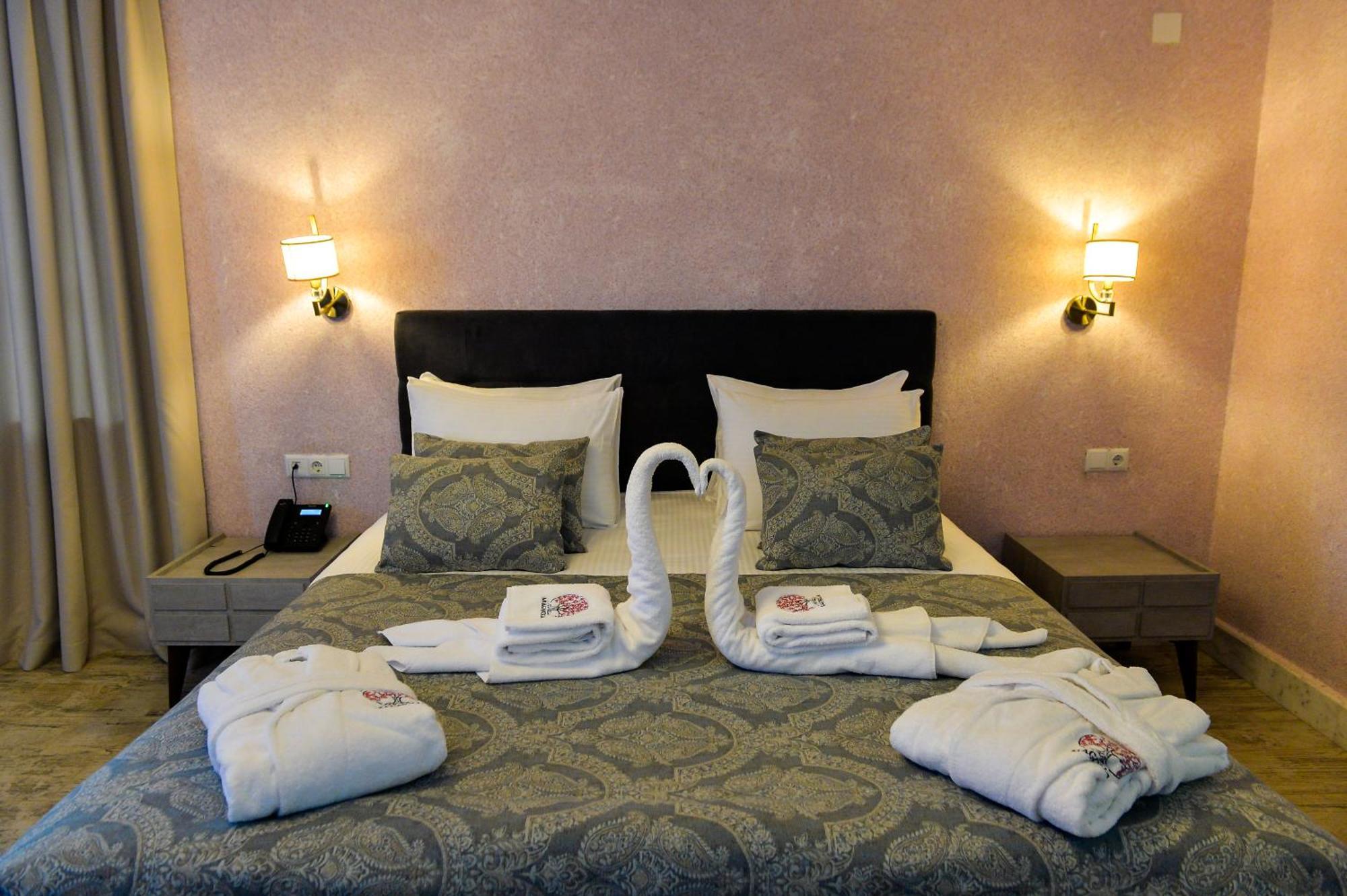 Hotel Magnolia In The City Centre Kutaisi Luaran gambar