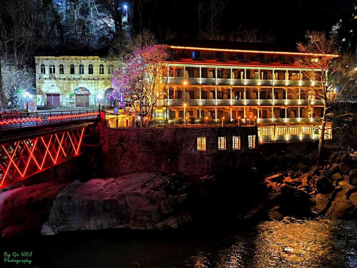 Hotel Magnolia In The City Centre Kutaisi Luaran gambar