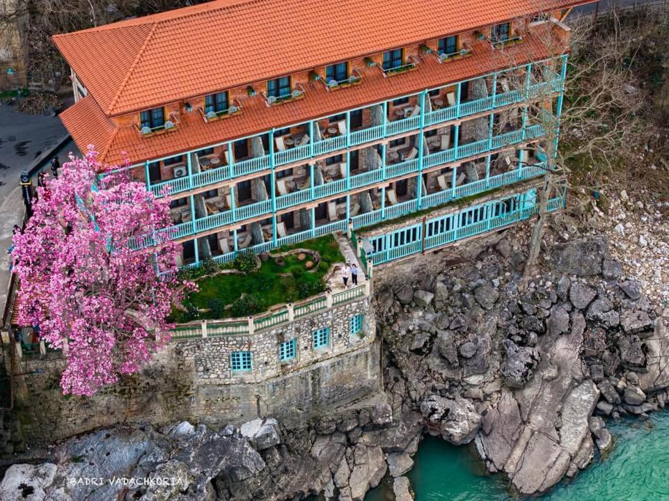 Hotel Magnolia In The City Centre Kutaisi Luaran gambar